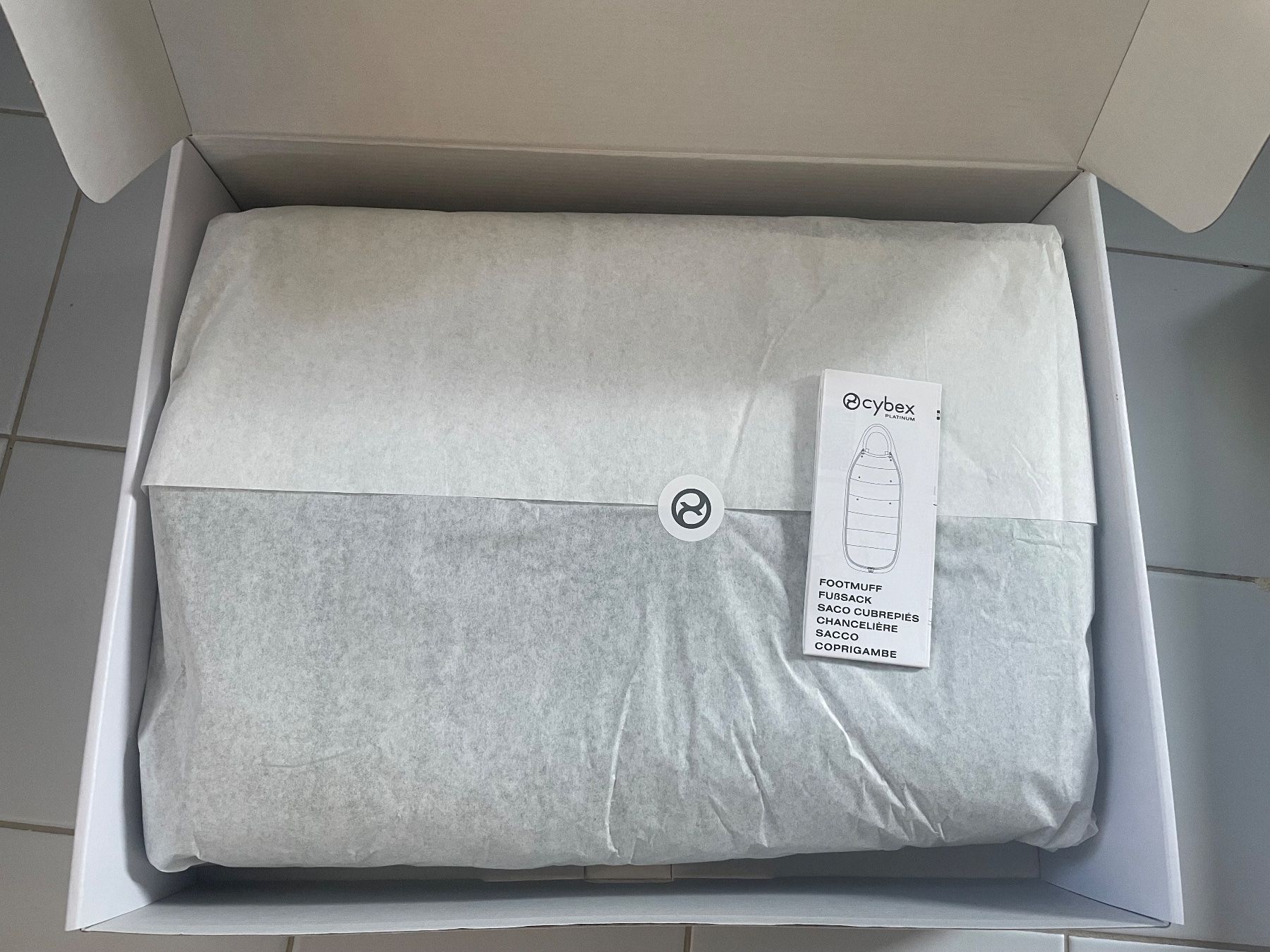 Cybex Sacchi a pelo: Platinum Fusssack Cybex, Leaf green, NEU – Nuovo e nell'imballaggio originale da Zürich venduto da smireya 1