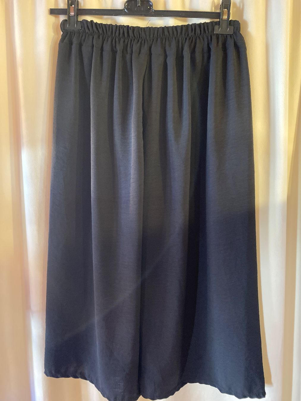 Pantaloni: SOMMER HOSE- DAMEN-SCHWARZ – Nuovo e nell'imballaggio originale da Meienried venduto da ManuelaBoutique 4