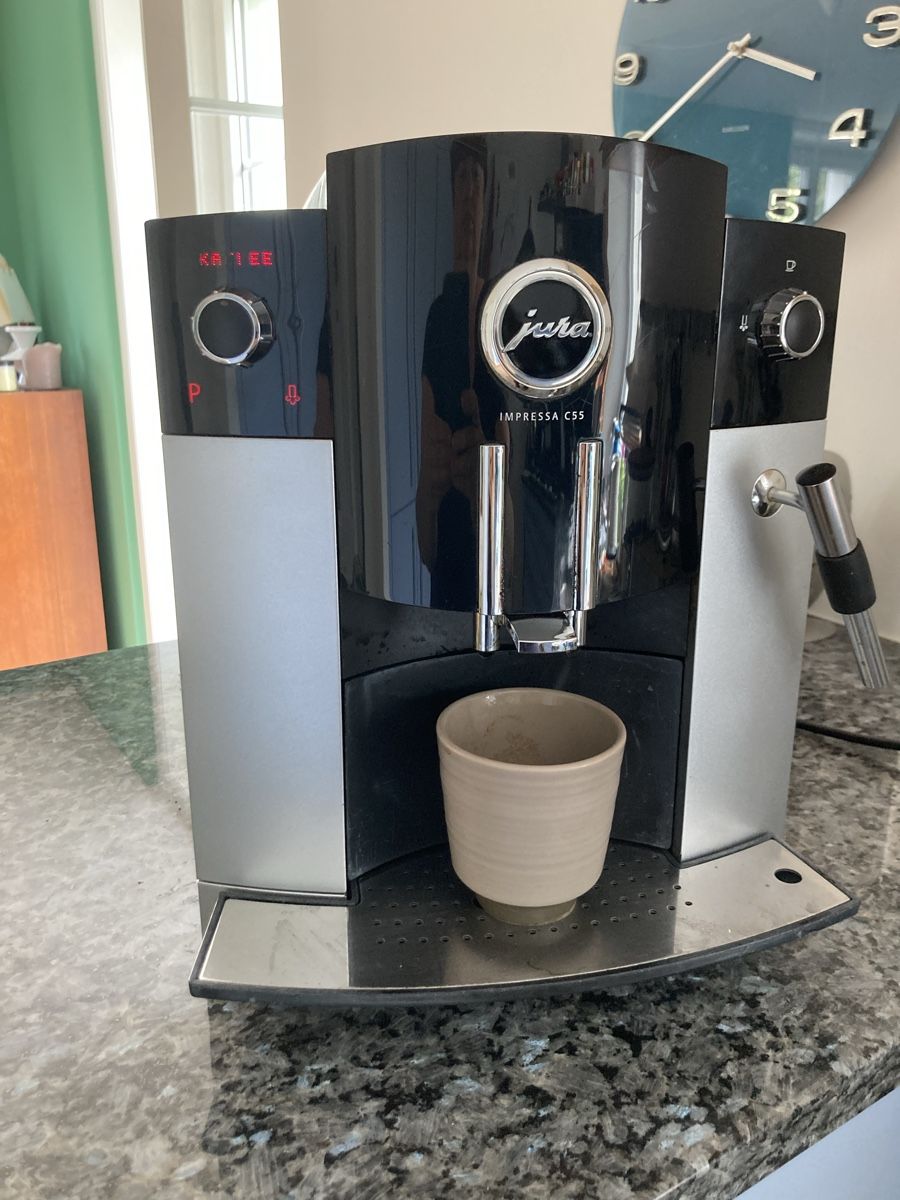 Jura Macchine per caffè & Macchine per espresso: Jura Impressa C 55 – Usato da Wädenswil venduto da Moflo