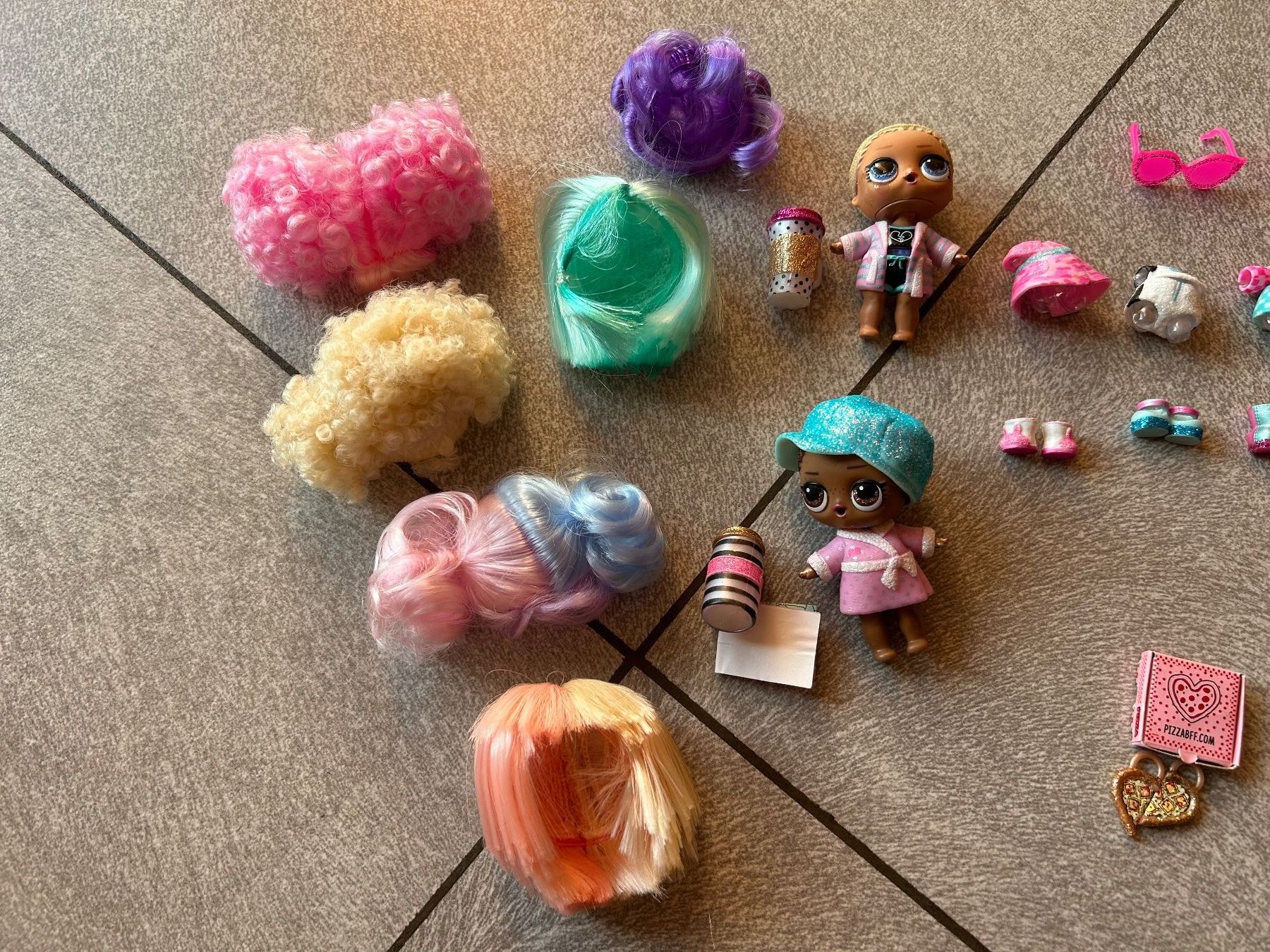 Puppen: différent lol + accessoires – Neu (gemäss Beschreibung) aus Arbedo von nadia1973 1