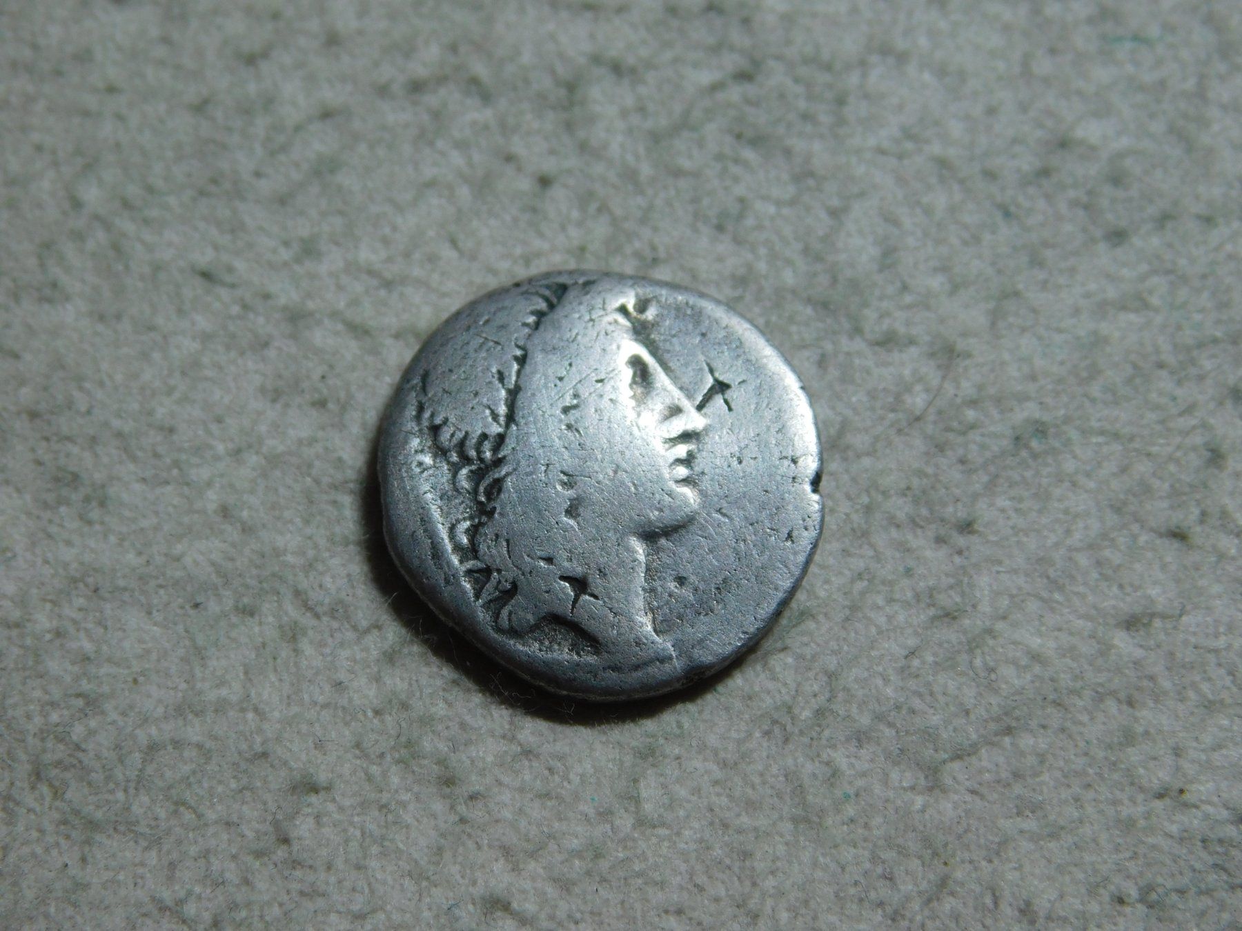Tutti le monete: Rom: Whs. Denarius Quintus Cassius Longinus, Silber, 55v.Chr – Usato da Solothurn venduto da Mi-cardo
