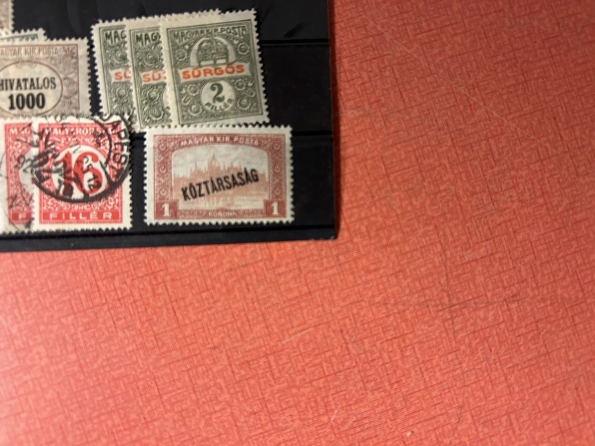 Tutti i francobolli: Briefmarken Sammlung Ungarn Konvolut gebraucht – Usato da Lanzenhäusern venduto da vic63 2
