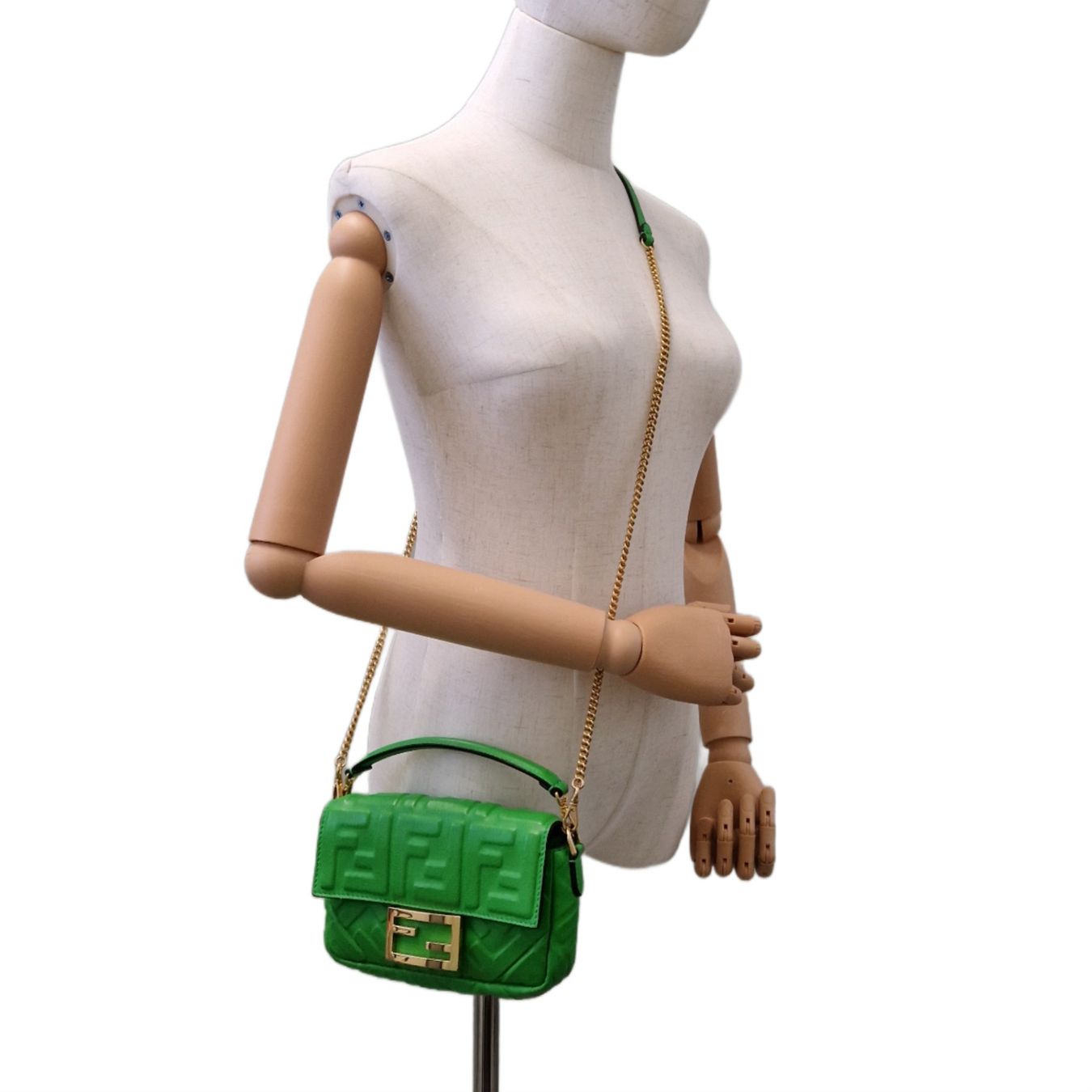 Fendi Borse da donna: Fendi Zucca Baguette Bag – Usato da Zürich venduto da Liloubags 1