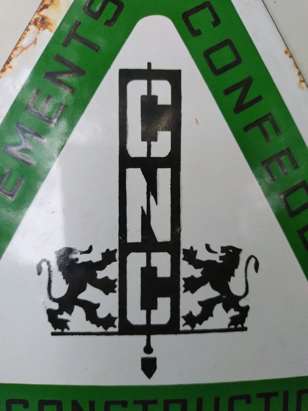 SBB/CFF/FFS Insegne: Plaque Émaillée Groupements Confédérés de la Construction – Usato da Farvagny-le-Grand venduto da LaCaverne