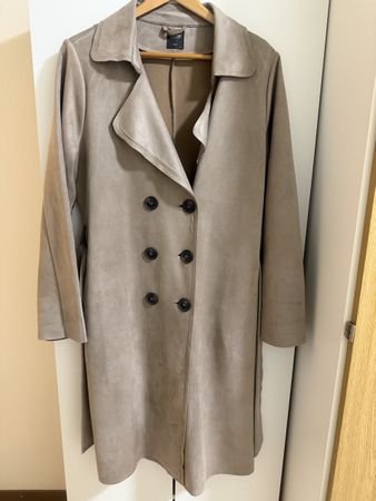 Trenchcoat Optik beige mit Gürtel Grösse L