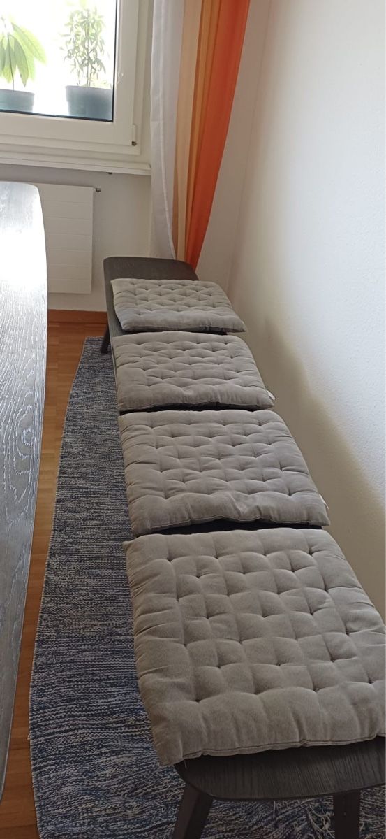 Set de table et chaises: Tisch mit Bank – D'occasion à Horw par enia9781 4