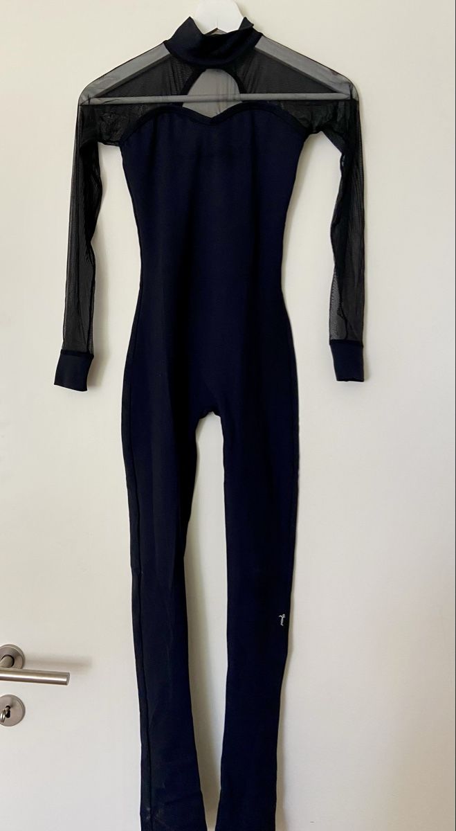 Kleider & Röcke: Eiskunstlauf One-Piece Kleid für Kür oder Training, Grösse 1 – Gebraucht aus Hinwil von Claucat 1