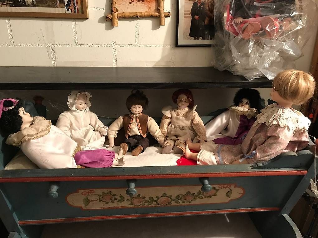 Carrozzine per bambole: Wiege mit Puppen – Usato da Emmenbrücke venduto da charly4940 2