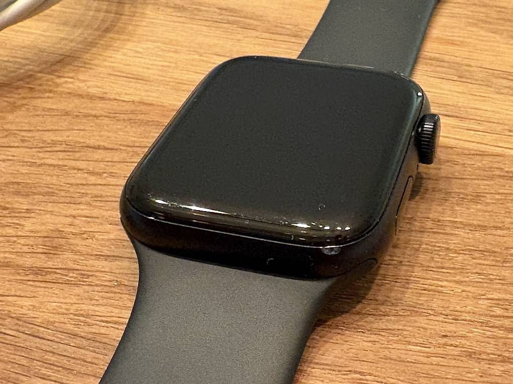 Apple Smartwatch: Apple Watch SE 3, 44mm, Cellular, Midnight – Usato da Pfäffikon ZH venduto da naese 1