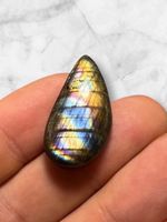 Labradorit Cabochon wunderschön mehrfarbig, 25ct