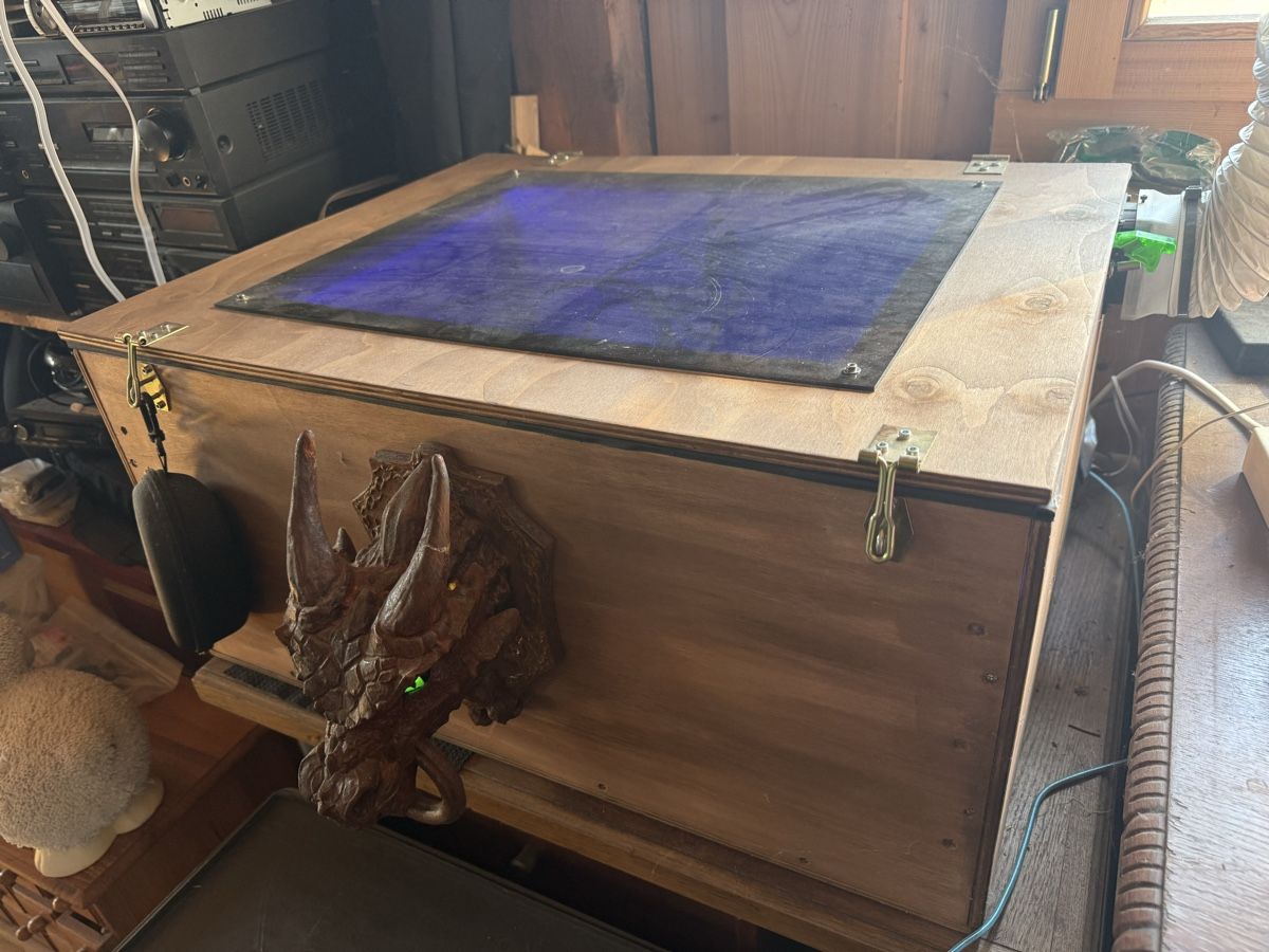 Tutti gli attrezzi: Laser Engraver / Cutter, 2 Köpfe – Usato da Egnach venduto da Utilis