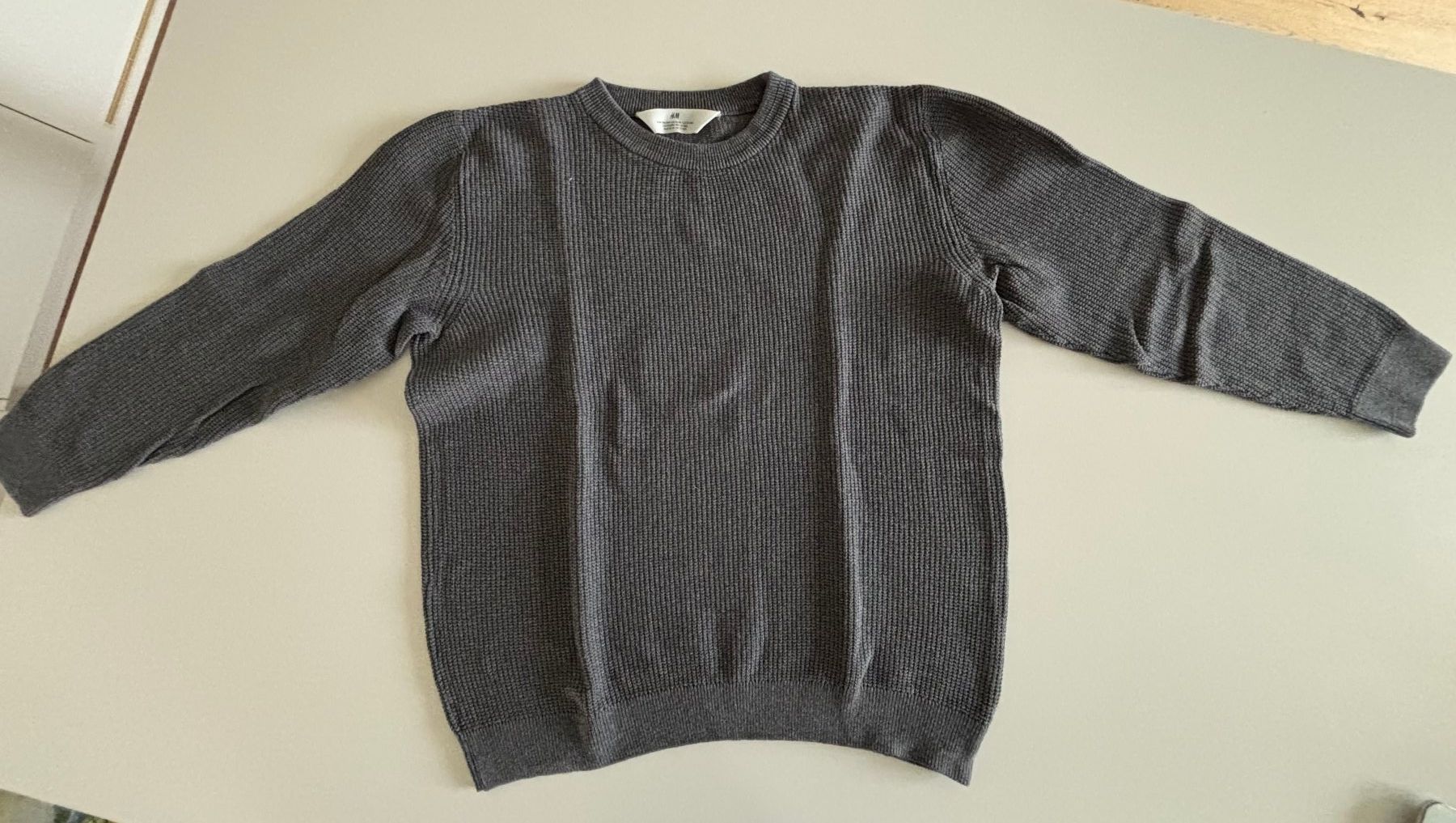 H&M Maglioni & Felpe: Pullover grau, H&M, Grösse 158/164 – Usato da Rain venduto da Denbie