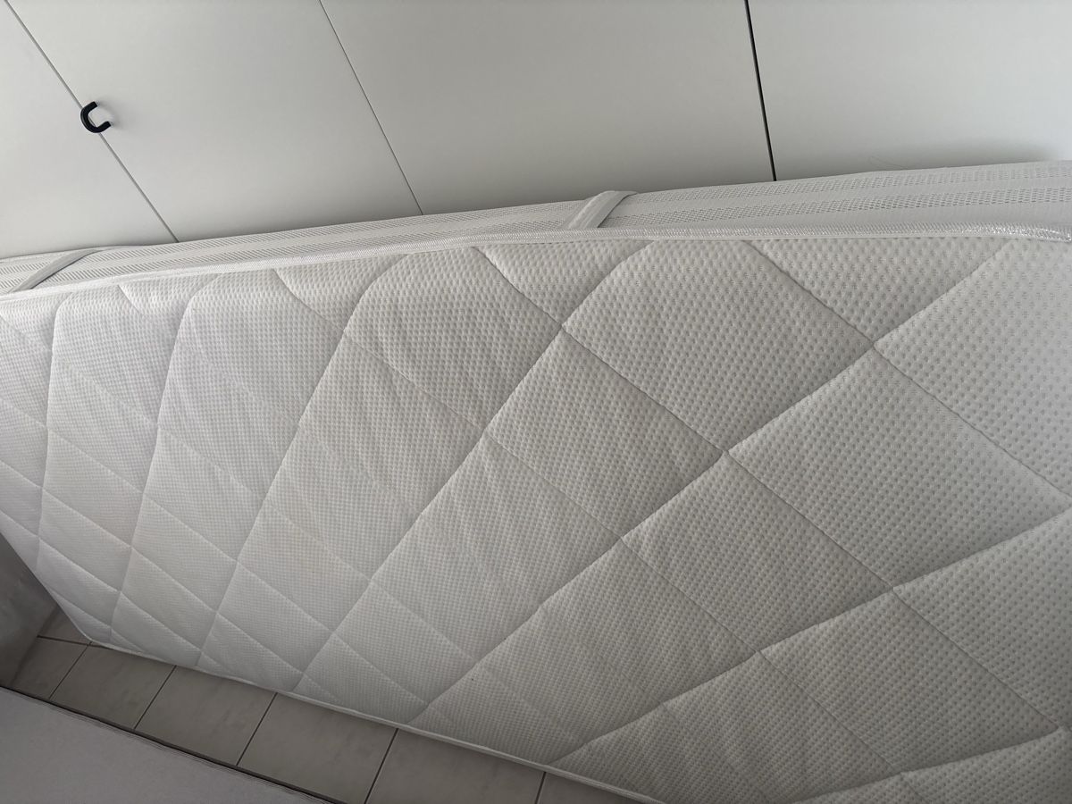 Matelas: Matratze – D'occasion à Safenwil par sabikie
