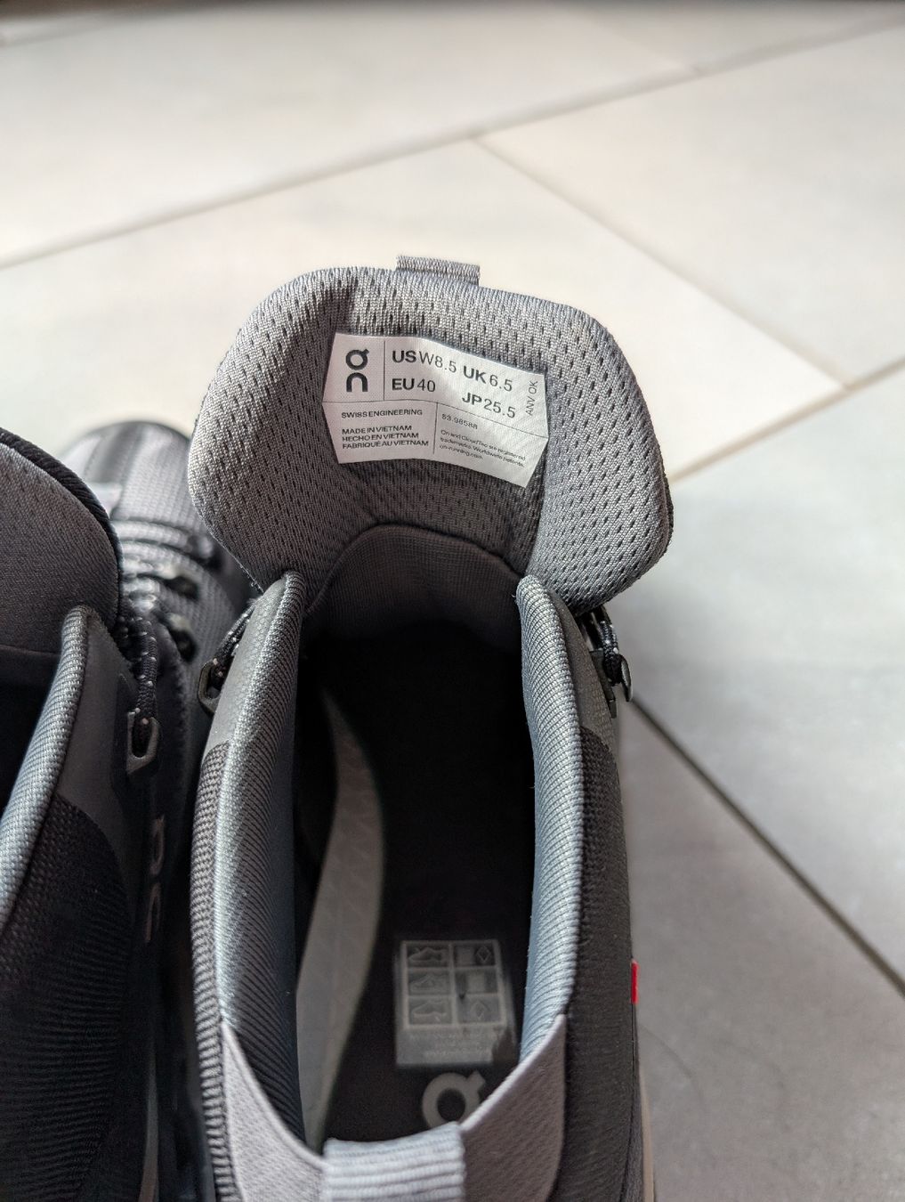 Scarpe da donna: On Cloudtracks Wanderschuhe Damen – Nuovo (secondo la descrizione) da Reinach BL venduto da kat_6lnv 2