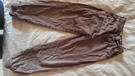 H&M Jogger Gr. 122