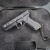 Schlüsselanhänger Glock 17, schwarz