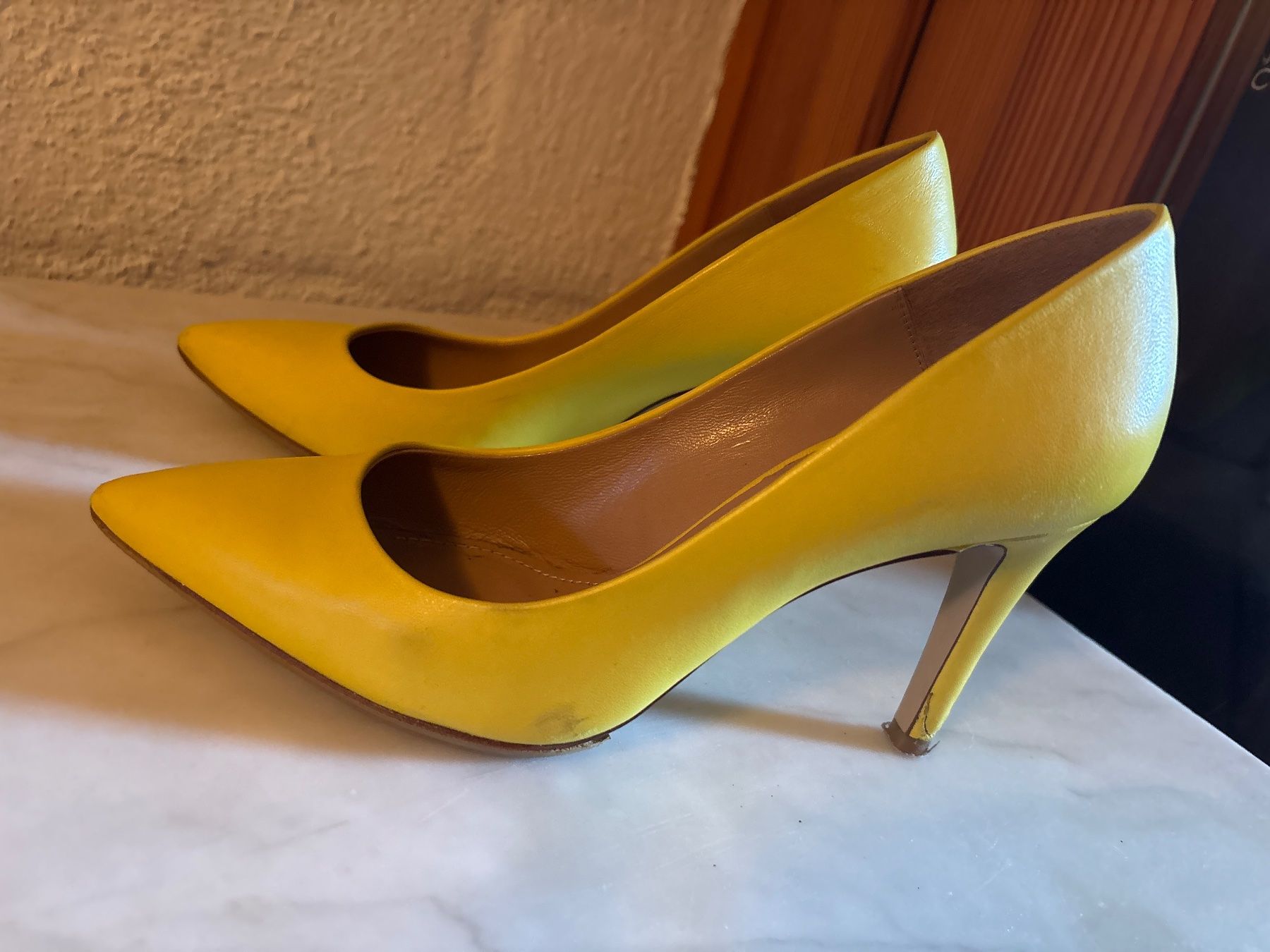 Bally Scarpe da donna: Bally High Heels yellow 35.5 – Usato da Besenbüren venduto da teluride89 1
