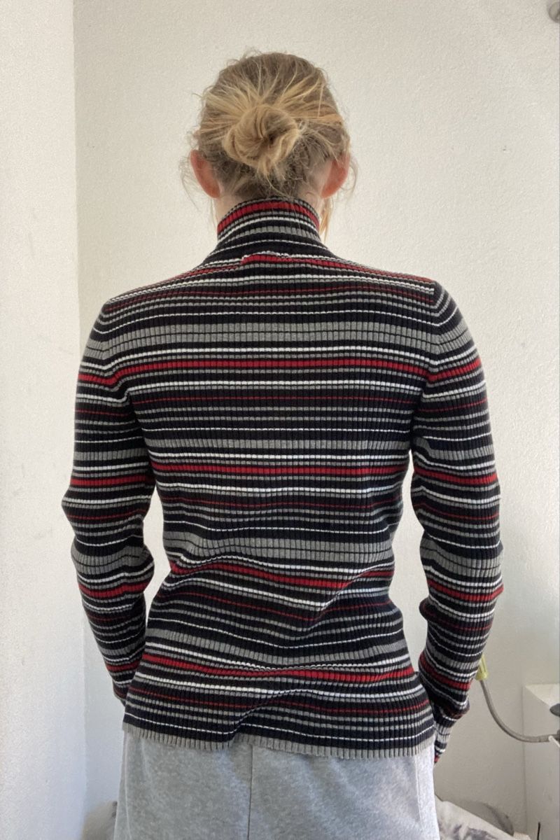 Pullover & Sweatshirts: Schöner gestreifter Rework Pullover mit Reissverschluss – Gebraucht aus Muri b. Bern von ala_mq5t 4