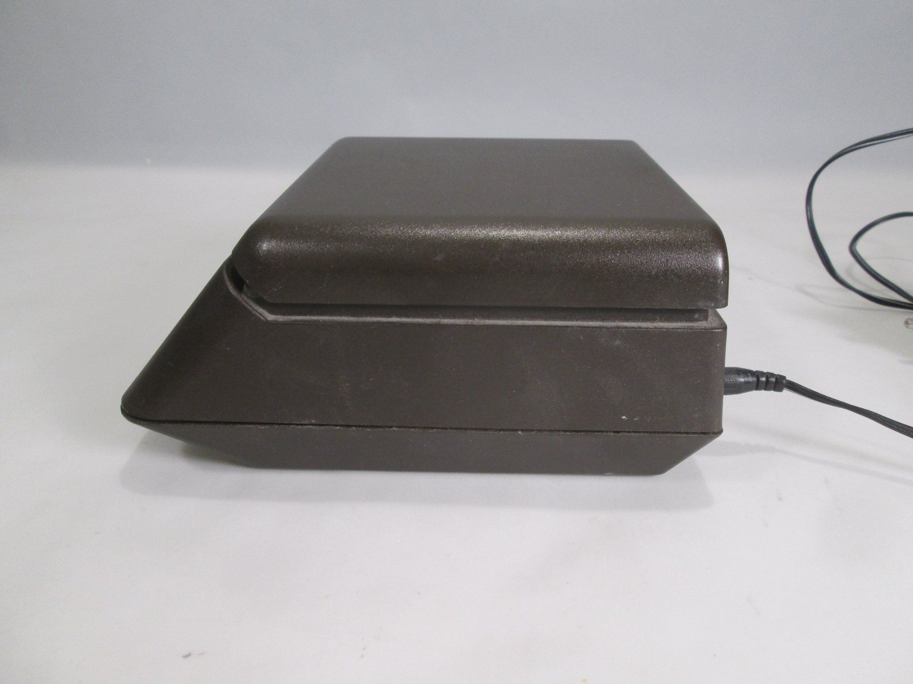 Altra tecnologia per ufficio: Briefwaage MAUL, W.Germany / 220V oder Batt. / bis 2kg – Usato da Rapperswil SG venduto da designandmore 1