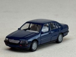 VE1- Wiking Opel Senator blau