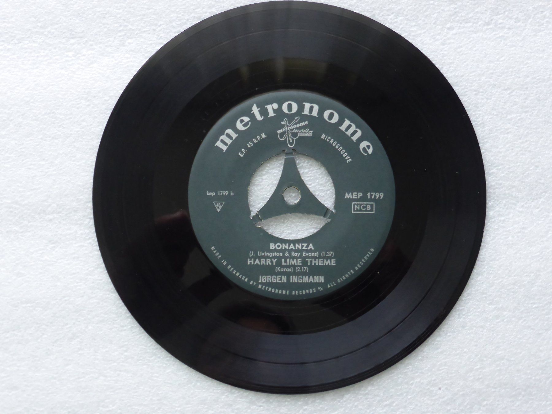 Vinyles: Vinyl Single  EP  JORGEN INGMANN – D'occasion à Küssnacht am Rigi par Mondkinder 1