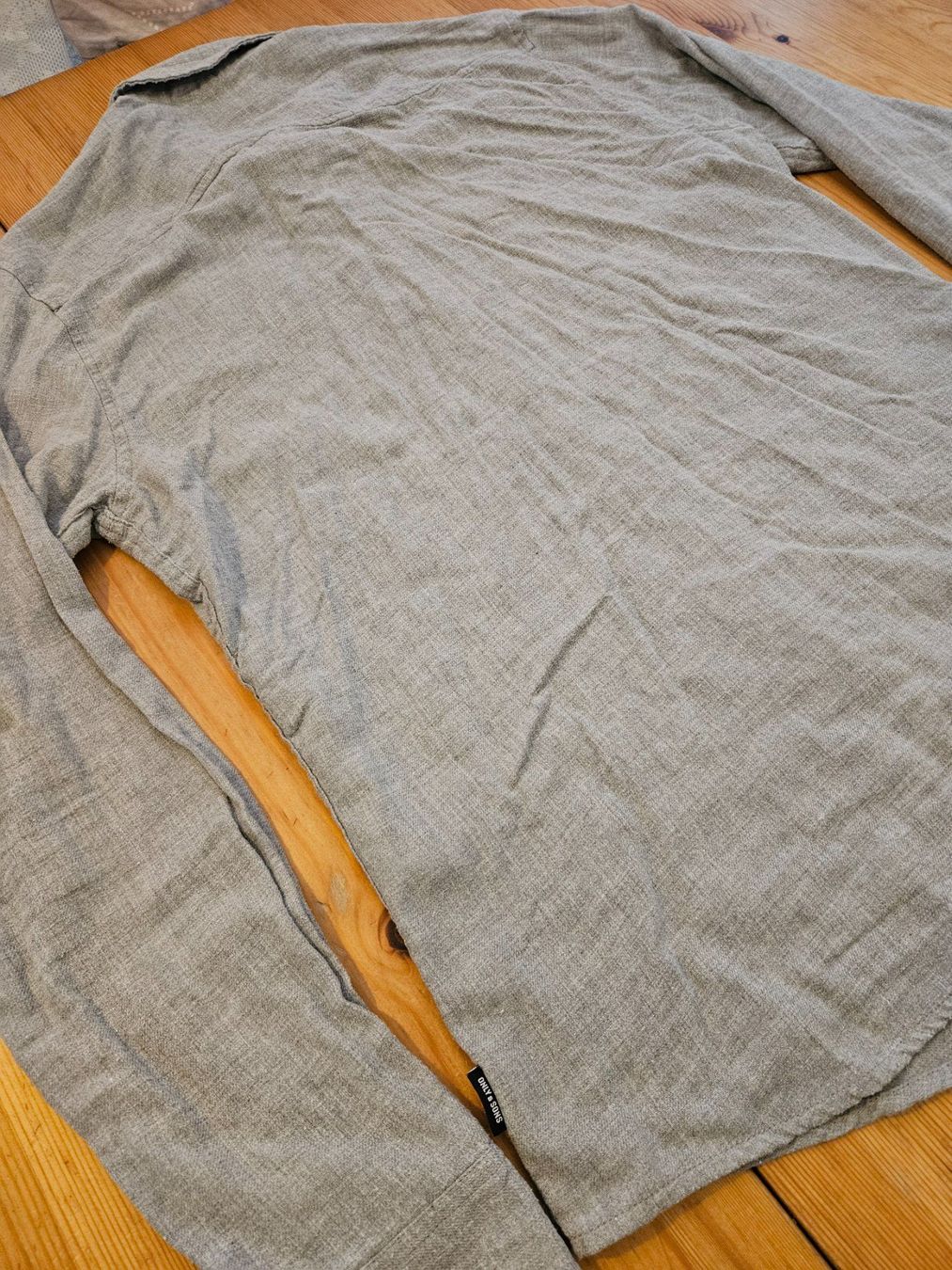Camicie: Hemd Only & Sons Slim Grösse L – Usato da Hägglingen venduto da United-Village-Trade 5