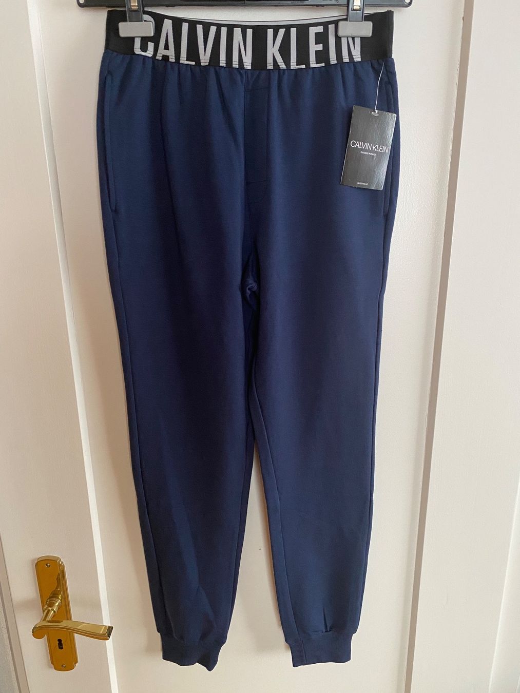 Calvin Klein Pantaloni: Calvin Klein Lounge-Jogger / Hose Gr. S – Usato da Wattwil venduto da edel88