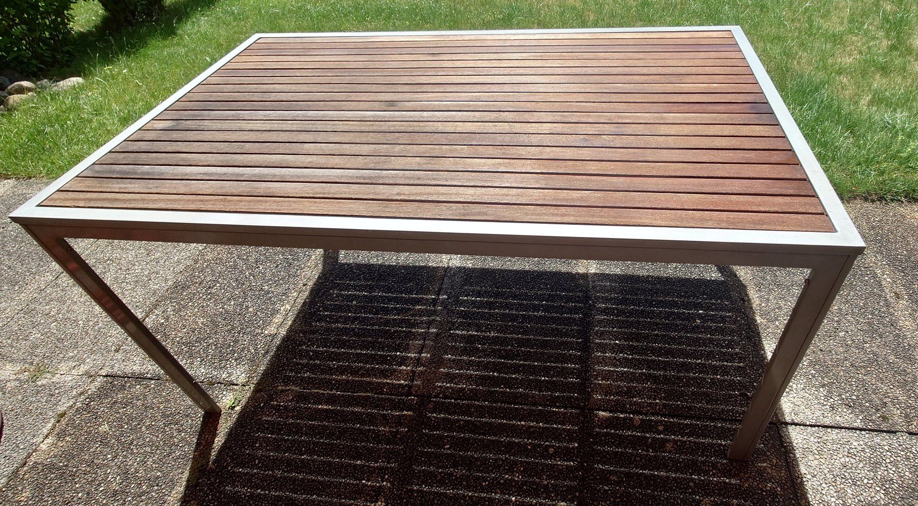 Tables: Gartentisch – D'occasion à Studen BE par crossfire99 2