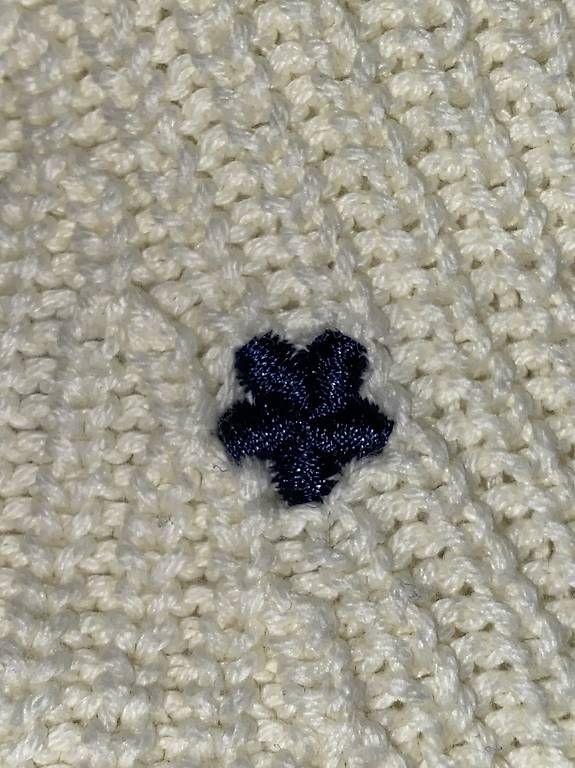 Maglioni & Felpe: Damen Strickpullover, creme mit Blumen, Grösse 38, Top! – Usato da Oberrohrdorf venduto da Desteny1 3