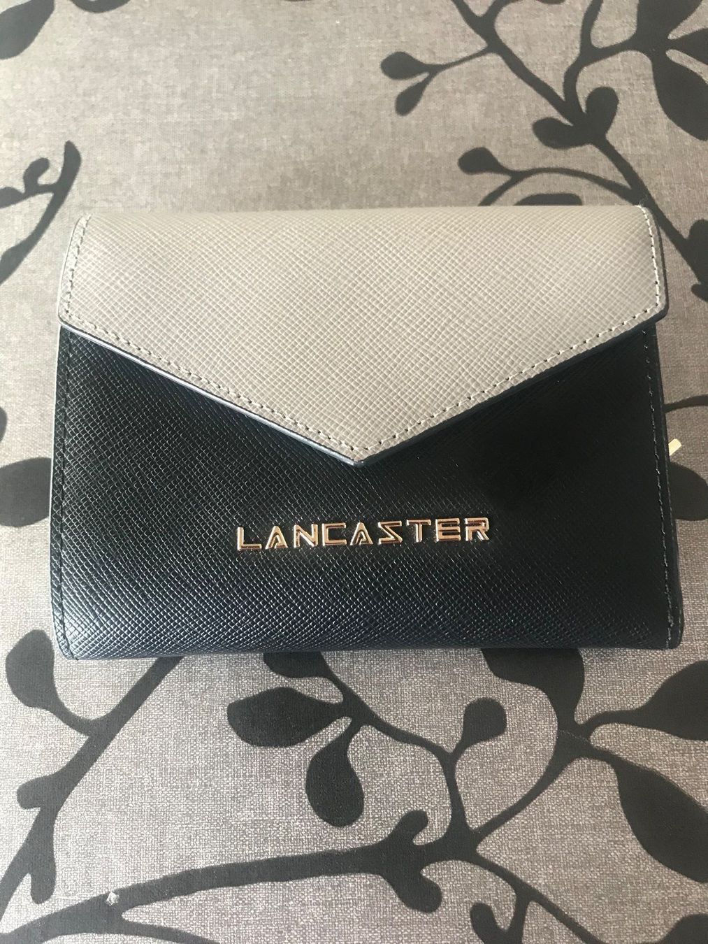 Portamonete: Portefeuille Lancaster – Usato da Fully venduto da Sassa68