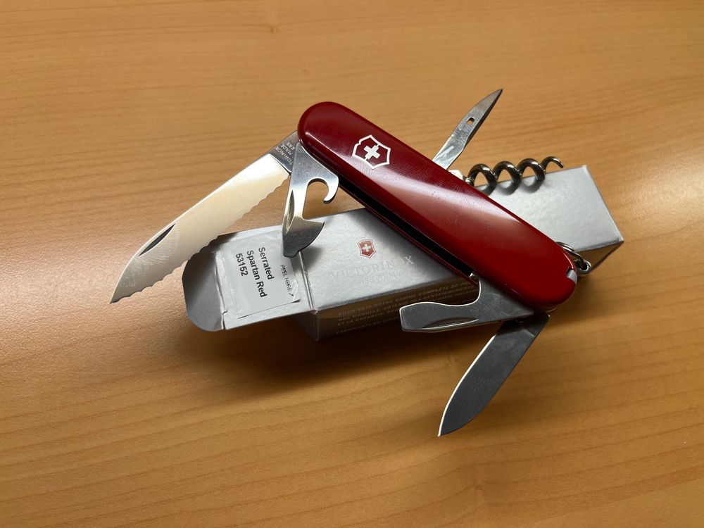 Messer Victorinox Serrated Spartan Red Acheter sur Ricardo