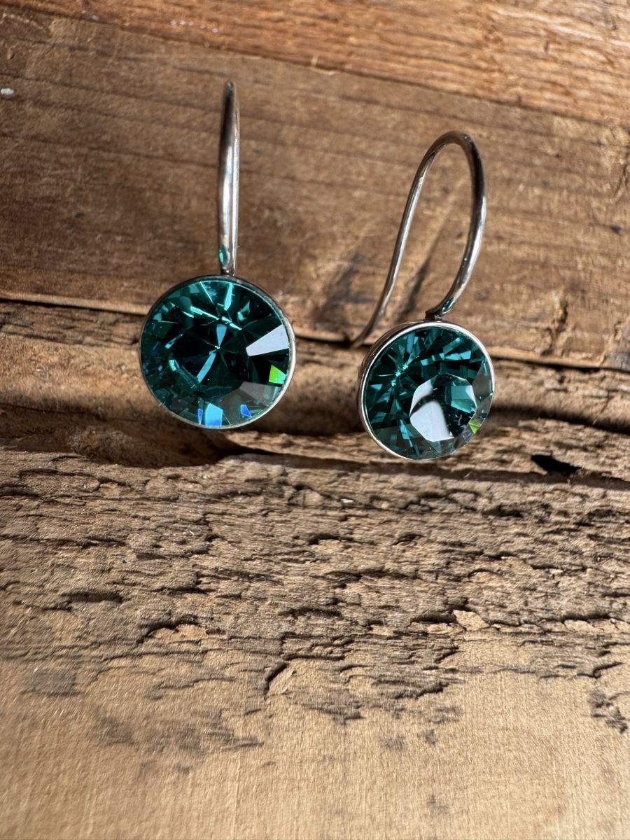 Boucles d'oreille: Schöne Ohrringe mit petrolfarbigem Glasstein – Neuf (Voir description) à Nesslau par laurazimtstern