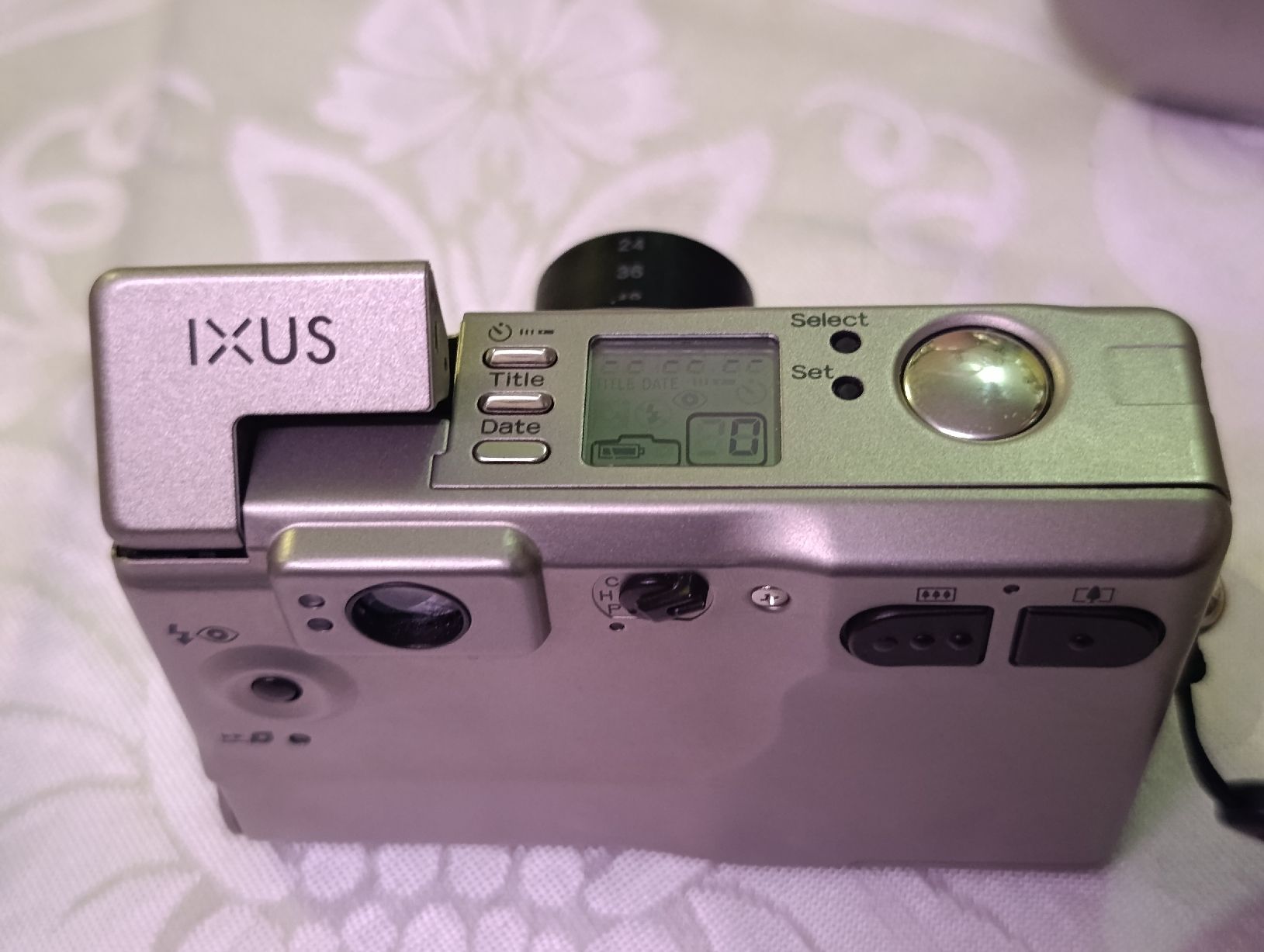 Canon Fotocamera: Canon IXUS APS Kamera mit Original Case 24-48mm – Nuovo (secondo la descrizione) da Zürich venduto da Brocki_ZurichZH 2