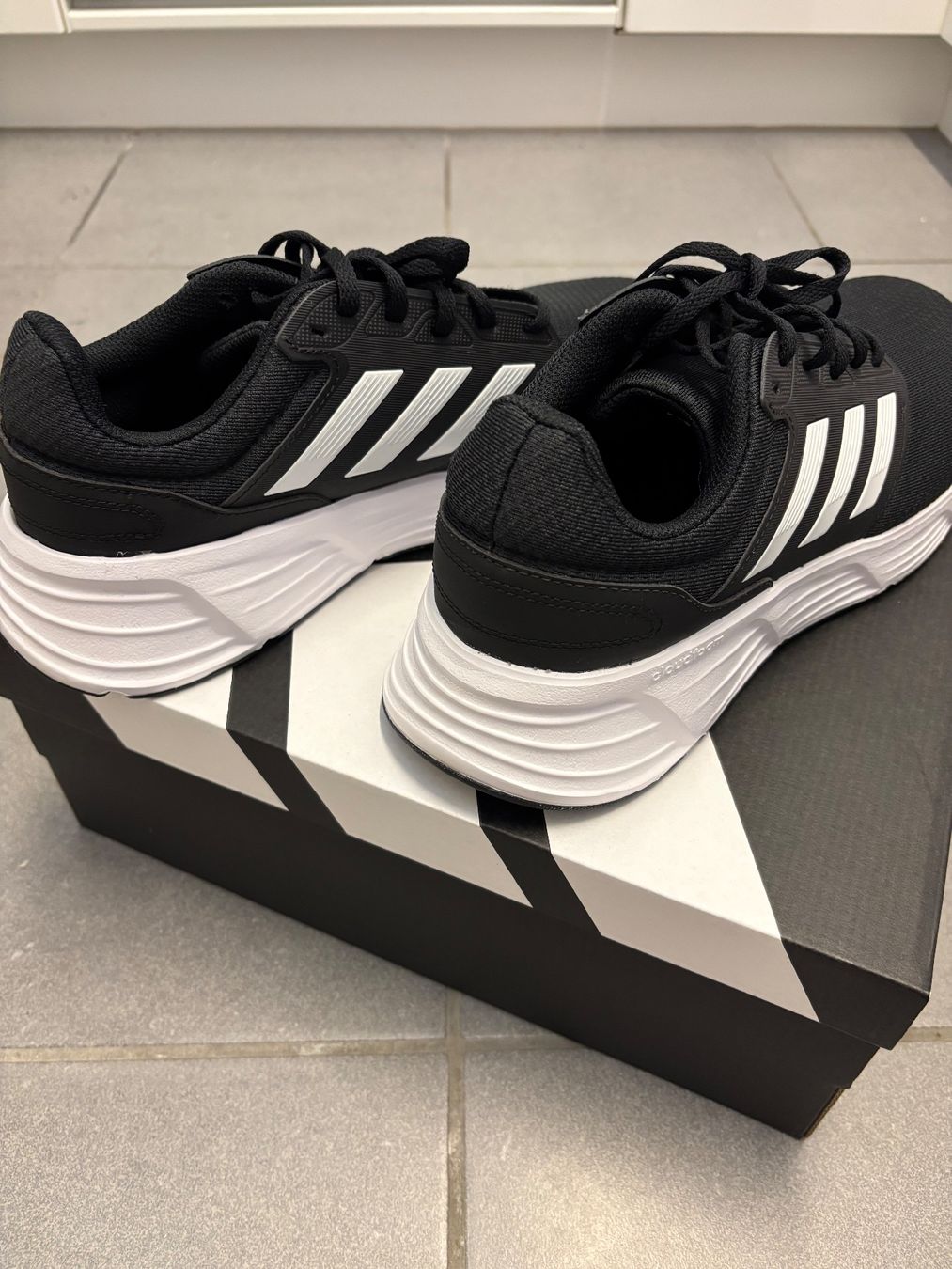 Adidas Herrenschuhe: Adidas Laufschuhe – Neu (gemäss Beschreibung) aus Zürich von mc__2kll 7