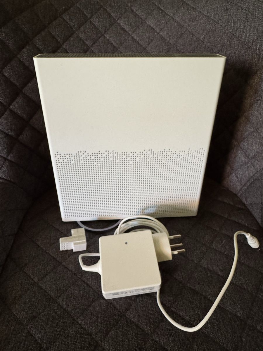 Swisscom Modems & Routeurs: Swisscom Internet Box 3 mit Netzteil – D'occasion à Thierachern par jassi92