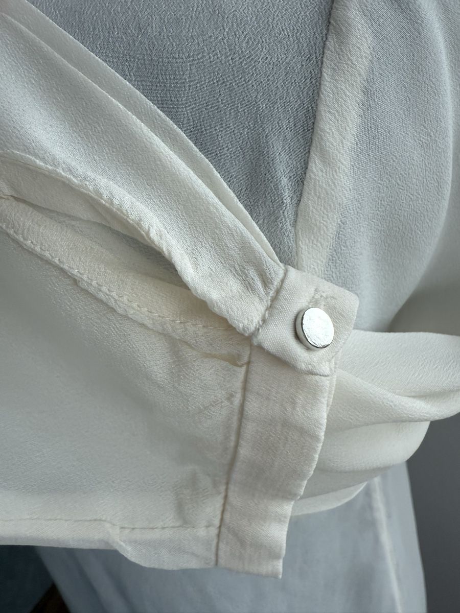 Esprit Camicette: Esprit Bluse Seide Gr. 32 / cremefarben / neuwertig  – Nuovo (secondo la descrizione) da Hergiswil NW venduto da Labello01 2