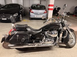 Honda VT750C Shadow – 745 ccm – 45 PS – 35’525 km