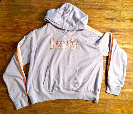 Schöner Levis Pullover Gr. 164