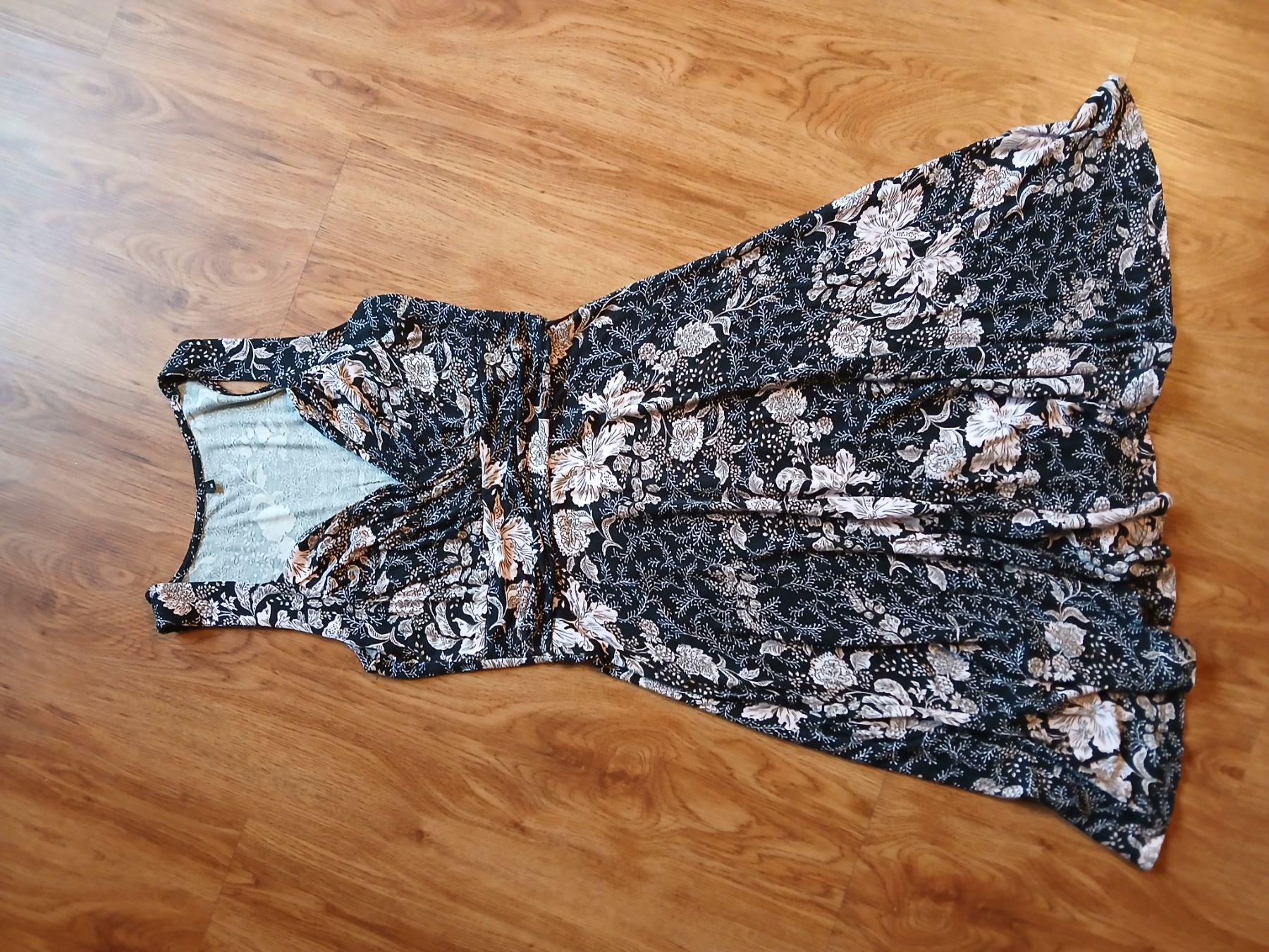 Vestiti: Sommerkleid Gr.36/38 – Usato da Niederried Interl venduto da Icespider 1