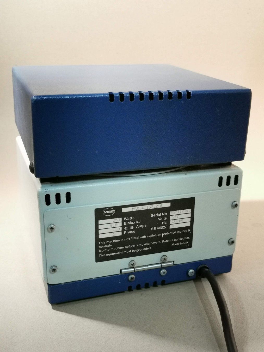 Accessori da laboratorio: MSE Micro Centrifugeuse Labo – Usato da Ecublens VD venduto da Netfinity 3