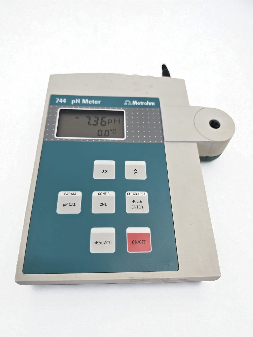 Misurare: 744 Metrohm pH-Meter – Usato da Niederdorf venduto da LeptonAG_Labor 1