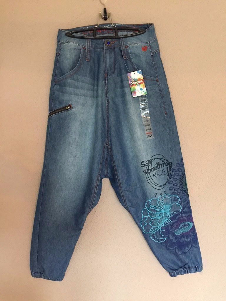 Desigual Jeans: Jeans – Neu (gemäss Beschreibung) aus Kriens von Lavendel-888 1