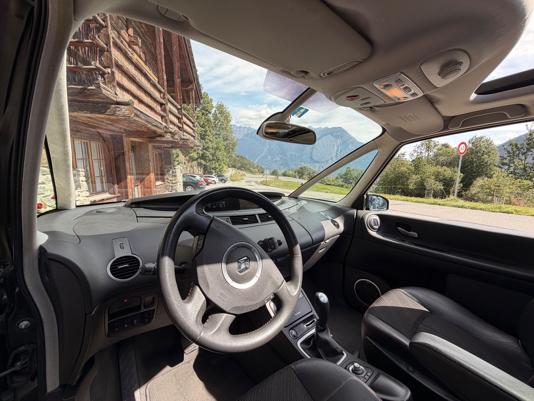 Renault Autos: Renault Grand Espace LUXE – Gebraucht aus RIVAZ von fxpsuisse 3
