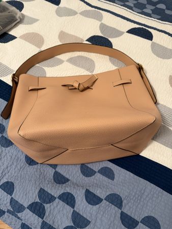 NEU**TASCHE E. LAUDER BEIGE**GRÖSSE für FERIEN, UNI, ETC*