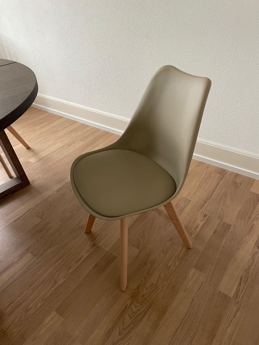 Stühle: 4x Stuhl – Gebraucht aus Jona von yan_sg85