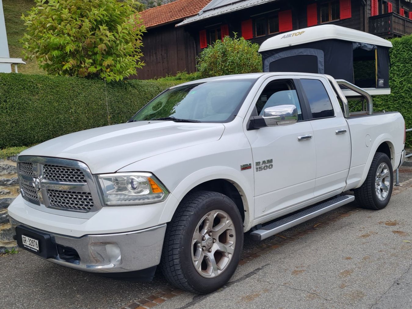 Dodge Autos: Dodge RAM Quad Cab 5.7 V8 HEMI – Gebraucht aus Chur von khu_cz29 8