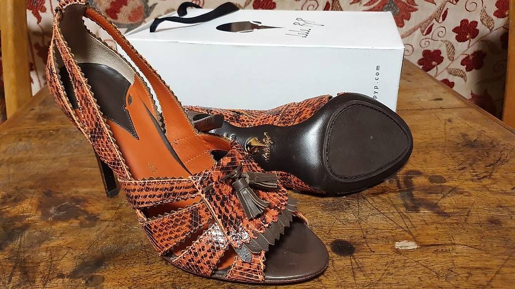 Scarpe da donna: Leder Absatzschuhe Gr.39 – Usato da Oberrieden venduto da Taramara 3