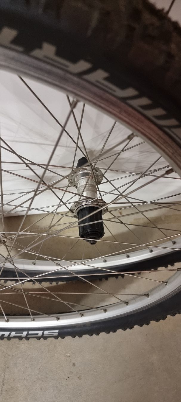 Shimano Pezzi di ricambio: Shimano XT M737-M738 Laufradsatz – Usato da Seon venduto da Stibinio 2