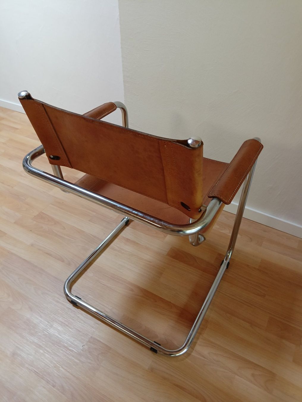 Sedie: Freischwinger chair – Usato da Lumino venduto da Happy4Happy 2