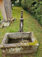 fontaine en pierre des vosges